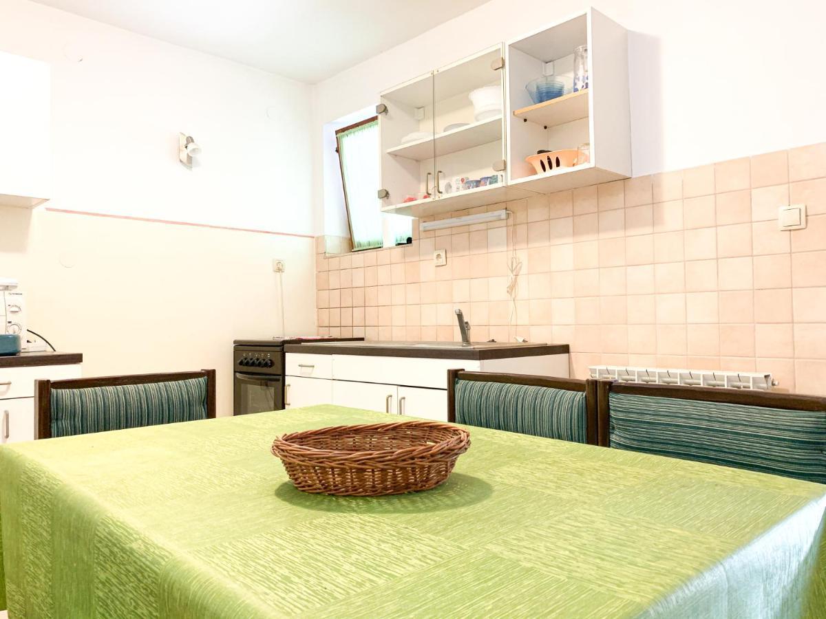 Apartmani Sincic Pola Esterno foto